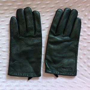 Calvin Klein women’s leather gloves